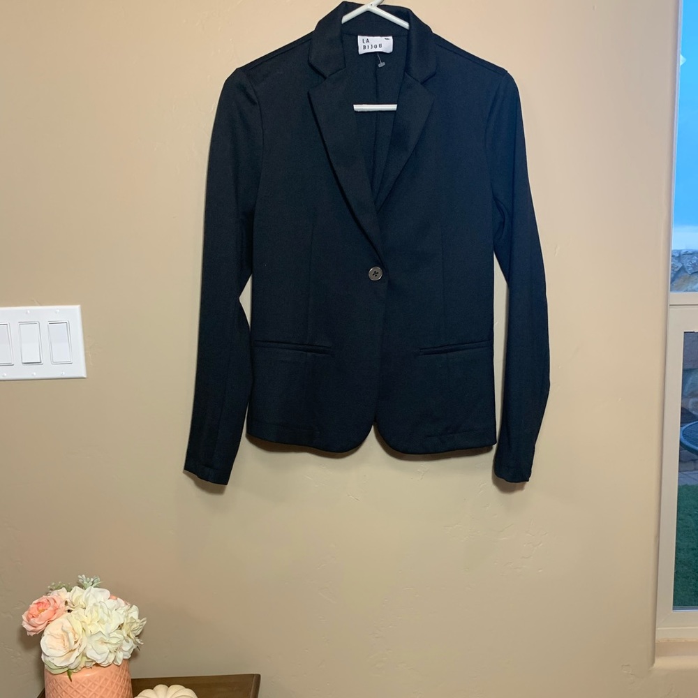 Women’s black blazer